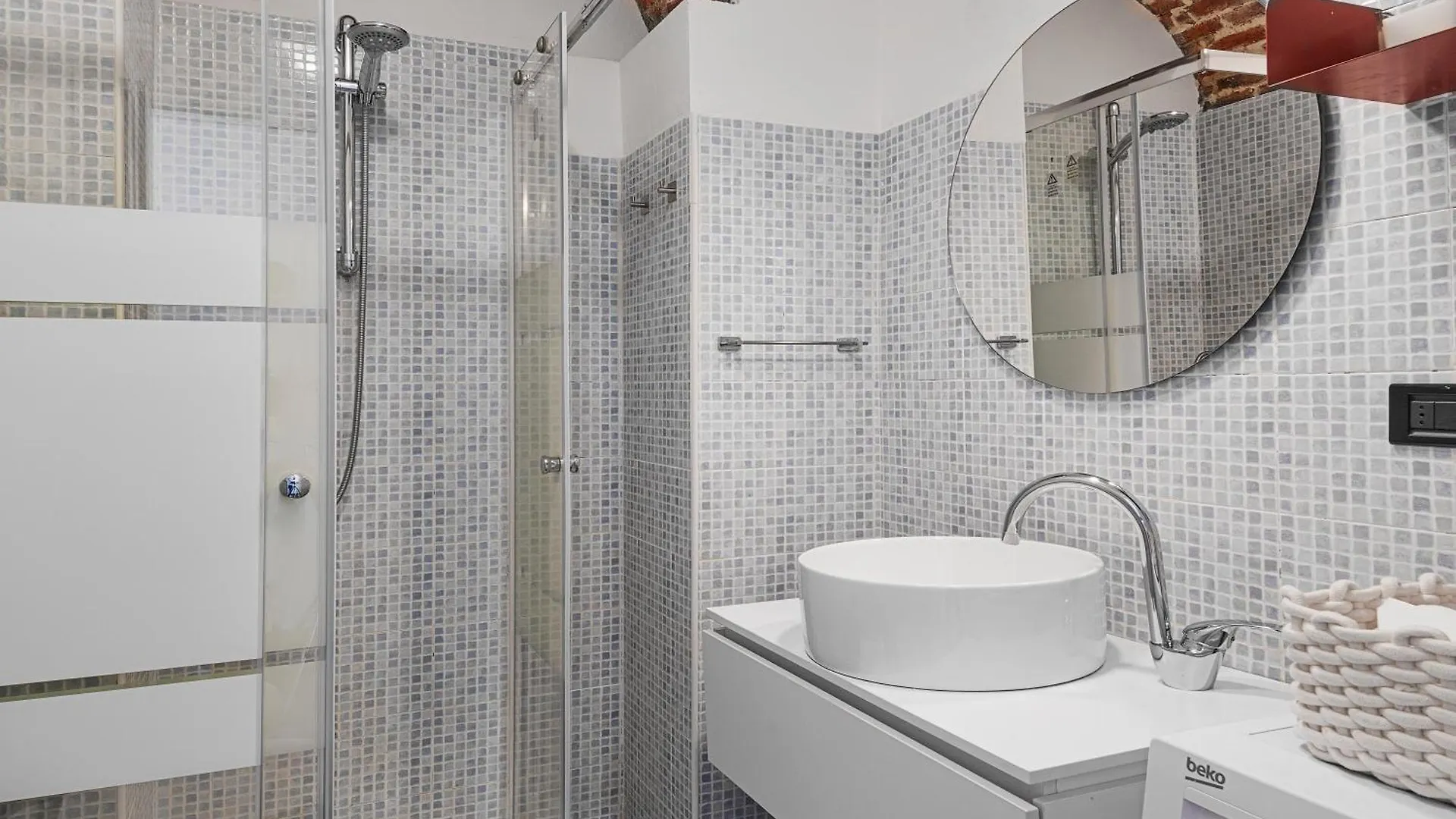 Nido Milanese - Bocconi, Navigli, Duomo Apartment  Milan